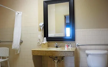 Super 8 by Wyndham Galveston