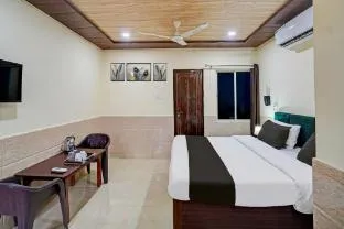 Oyo Hotel O Varanasi Banaras Junction Formerly Girija Palace