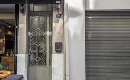 Supreme B2 Apartment in Syntagma