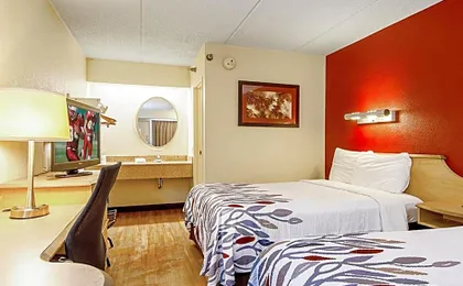 Red Roof Inn Greensboro Coliseum
