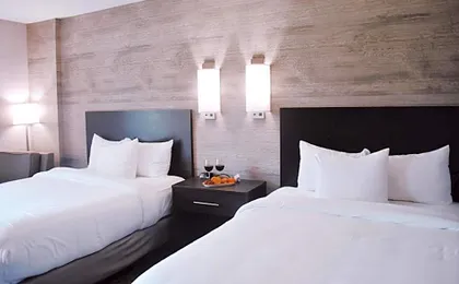Normandy Farm Hotel & Conference Center