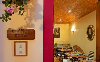 Porta Faenza Hotel