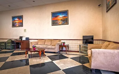 Travelodge by Wyndham Bellmawr