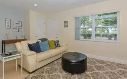 Lovely Cottage near the Beach and Downtown Sarasota