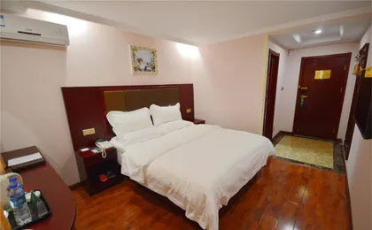 Greentree Inn Nanjing Qinhuai District Xinjiekou Subway Station Express Hotel (Adults only)