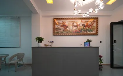 Erhai No.1 | Seaview Azure Skywalk Vacation Boutique Stay (Dali Haidong Town Ideal City)
