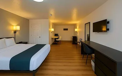 Motel 6-Duluth, MN