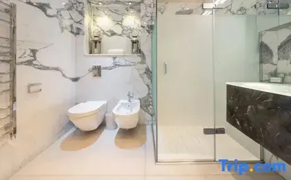 Royal Mayfair Villa