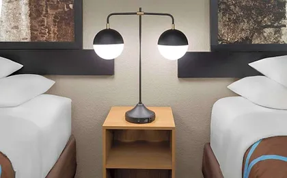 Super 8 by Wyndham San Antonio/Alamodome Area