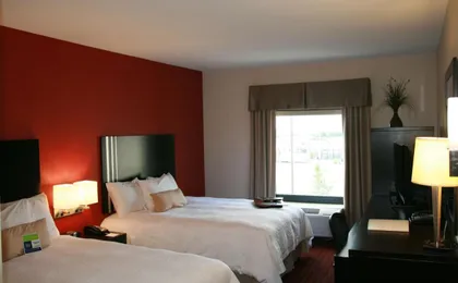 Hampton Inn & Suites Lebanon (H)