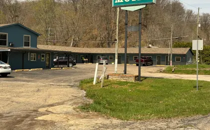 Royal Motel
