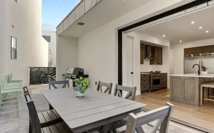 Salt And Sol 5 Bedroom Townhouse