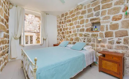 Peti Apartment