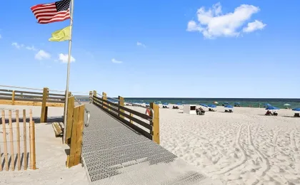 Phoenix I 1047 Gulf-front 2 2 A Amenities