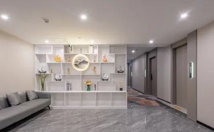 Qicheng Apartment (Changgang Subway Station Guangyi Second Hospital)