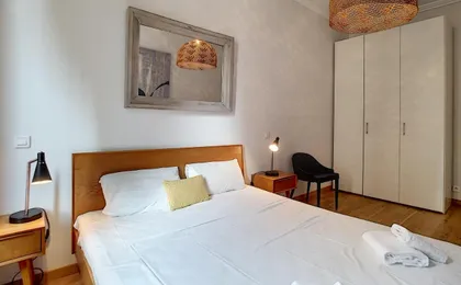 Nestor&Jeeves - Colibri Prestige - Central - Close Sea