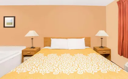 Days Inn by Wyndham Worthington