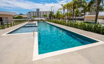 Apto de alto padrão em cond. 700m da praia CCI210
