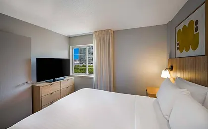 Sonesta Simply Suites Jersey City