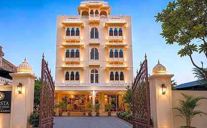 ARISTA - Luxury Resort
