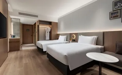 Holiday Inn Shanghai Jingan