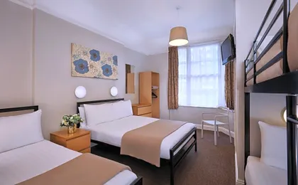 Lords Hotel
