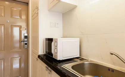Shanghai Qili Cinema Apartment (Fengxian Development Zone)