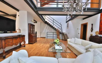 Loft by Klabhouse