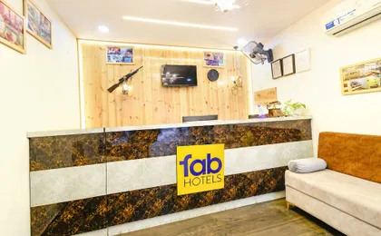 FabHotel DSR Hotel & Suites - Nr Hitech City Railway Station