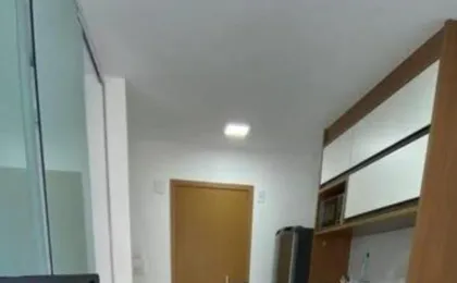 Barra, Compacto, Novo E Aconchegante