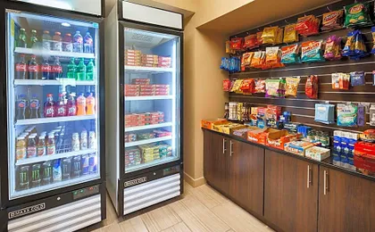 Best Western Plus Elmendorf Hotel / San Antonio Hotel