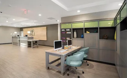 Holiday Inn Hotel & Suites Decatur-Forsyth