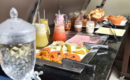 Manos Royal Hotel
