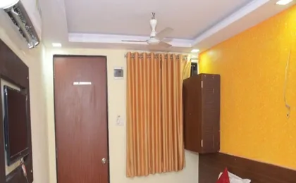 Hotel Sai Leela Residency