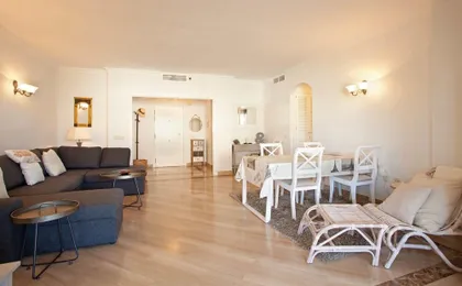Luxury Beach Apartment Elviria, Marbella