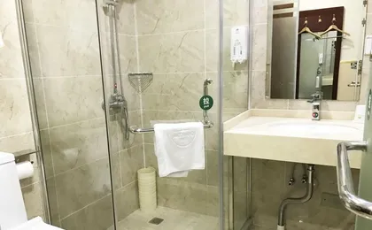 Greentree Inn Shanghai Xintiandi Laoximen Subway Station Shell Hotel