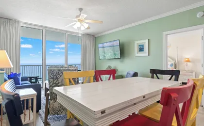 Seas the Day! Your Perfect 2BR Beachfront Escape! Sleeps 8!