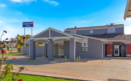 Golden Inn Dallas by Hotel O