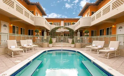 Sun Harbour Boutique Hotel