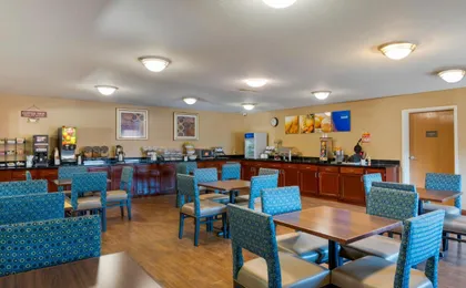 Comfort Inn & Suites Cincinnati Eastgate