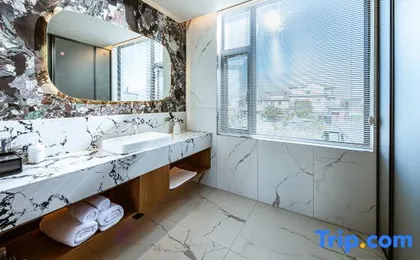 Cangshan Narrative Designer Boutique Hotel Dali (Erhai Longkan Dock Branch)