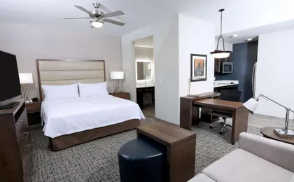 Homewood Suites by Hilton West Fargo - Sanford Medical Area (H)