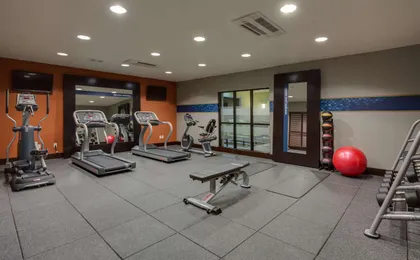 Hampton Inn & Suites Elyria