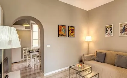 Colosseo 2 Bedroom Walking Distance