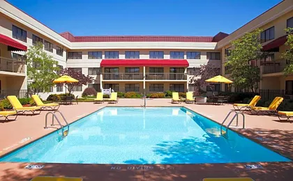 DoubleTree Suites By Hilton Hotel Cincinnati-Blue Ash