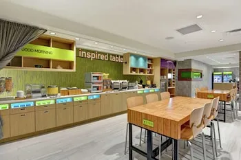 Home2 Suites by Hilton Jacksonville South St Johns Town Ctr