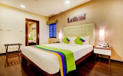 Crest Hotel