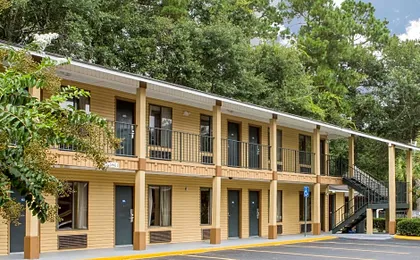 Howard Johnson by Wyndham Dothan