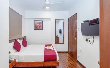 J ESVI Hotels