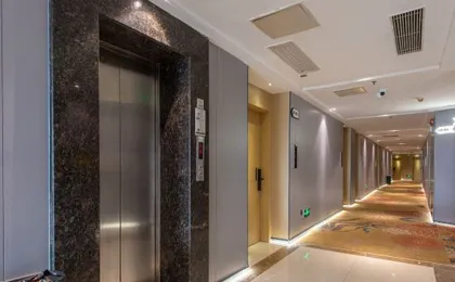 ShengLong Hotel (Chimelong Zhongcun Subway Station Store, Guangzhou)